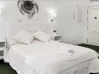 Hotel Studio In Malaga 101424